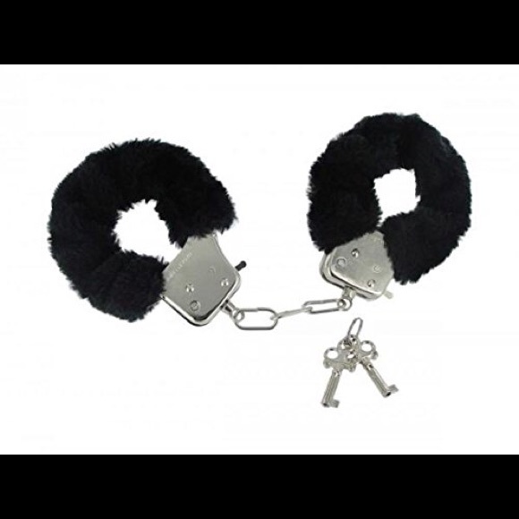 Caught & Candy Fur Handcuffs Frisky Last one Black - Picture 3 of 3